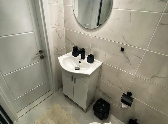 Emma's Sweet - Next To Grand Mall *